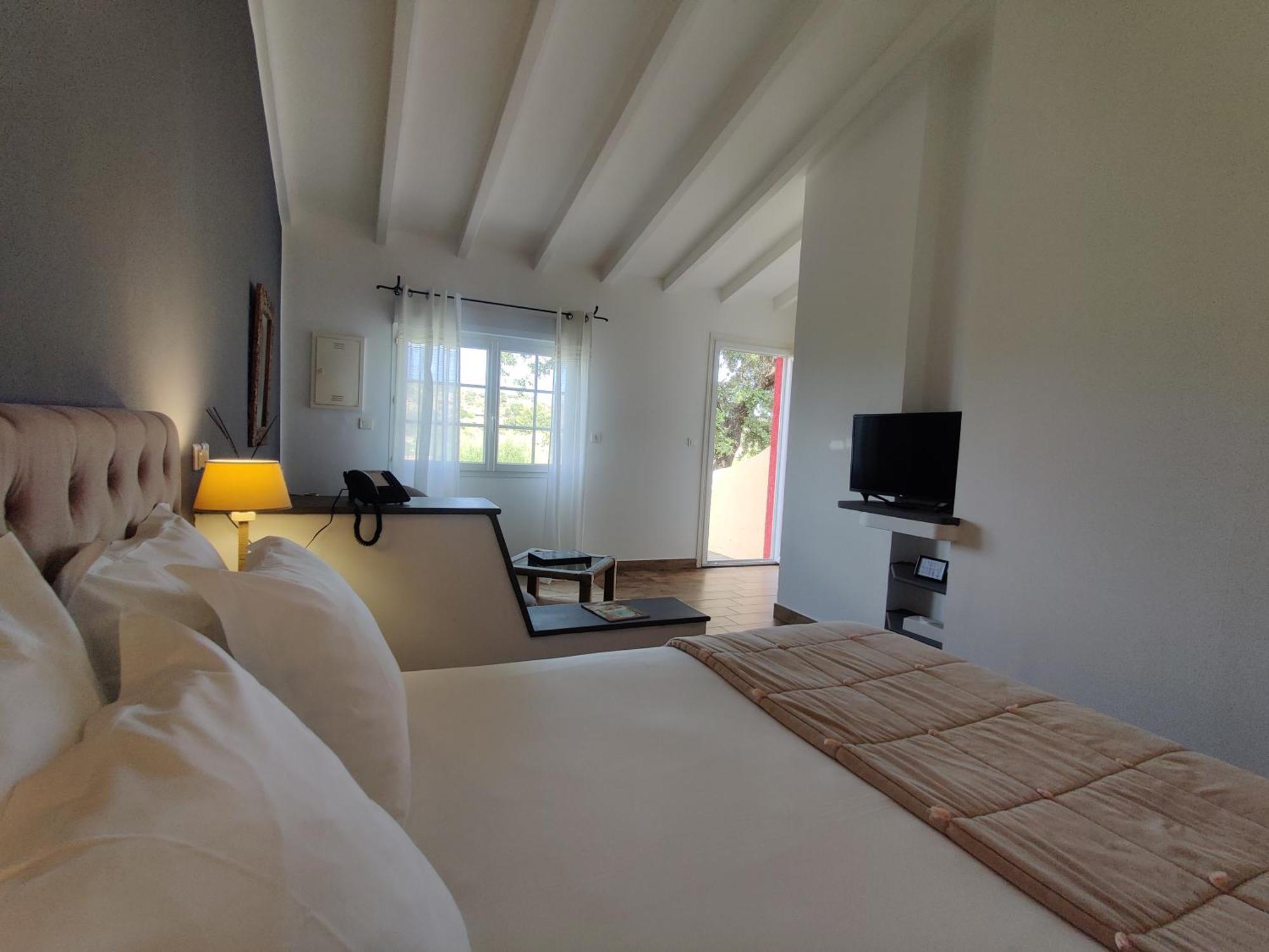 Le Roc E Fiori Hotel - Teritoria Porto Vecchio Exterior foto