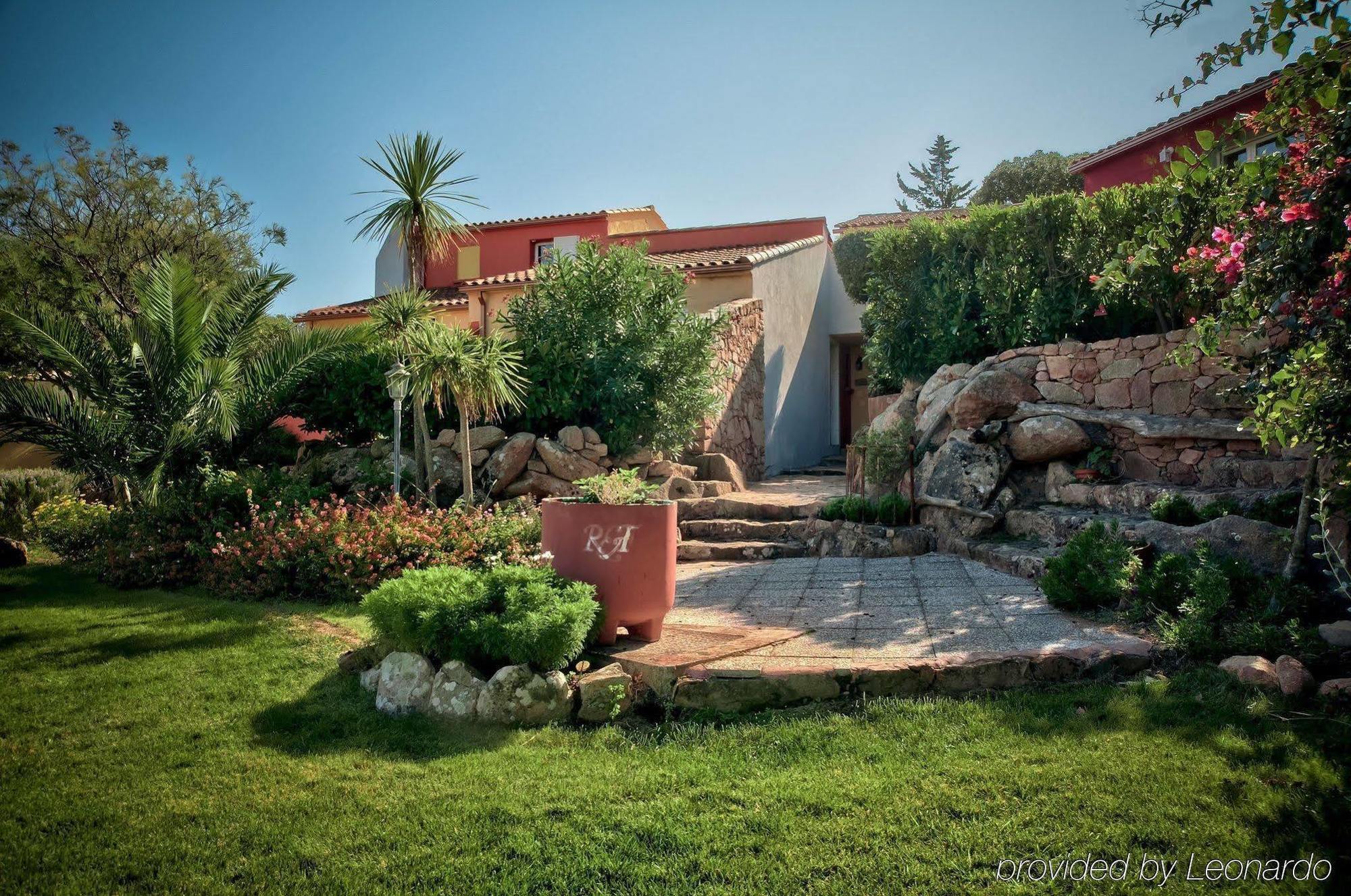 Le Roc E Fiori Hotel - Teritoria Porto Vecchio Exterior foto